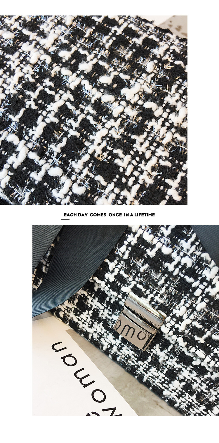 251g Weight Polyester Lining Material Lock clasp Closure Type Single Shoulder Strap Strap Type Shoulder Bag Bags Type Daily Occasion woolen Material Lattice Pattern All Seasons Season Women's Gender Streetwear Style Square Shape Small Size Small Bag For Women New Bags Fashionable Woolen Contrast Color Scarf Handbag Korean Versatile One-Shoulder Crossbody Women's Bag 28