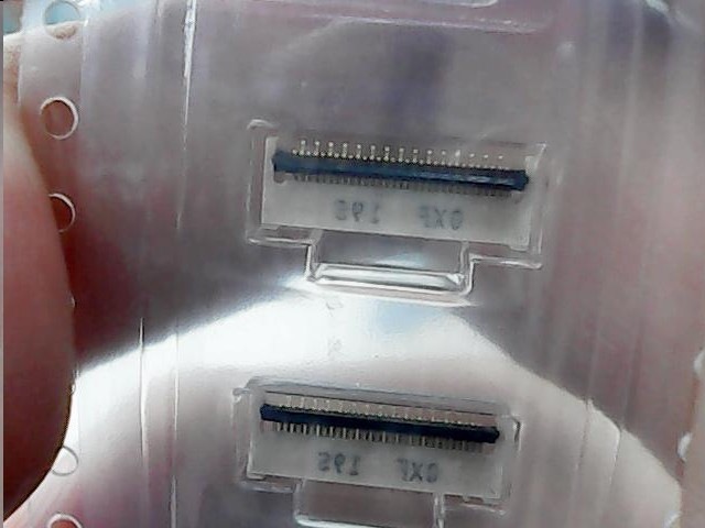 ff12-31a-r12b现货 31位0.3mm间距 后锁式 0.15mm排线厚 上下接