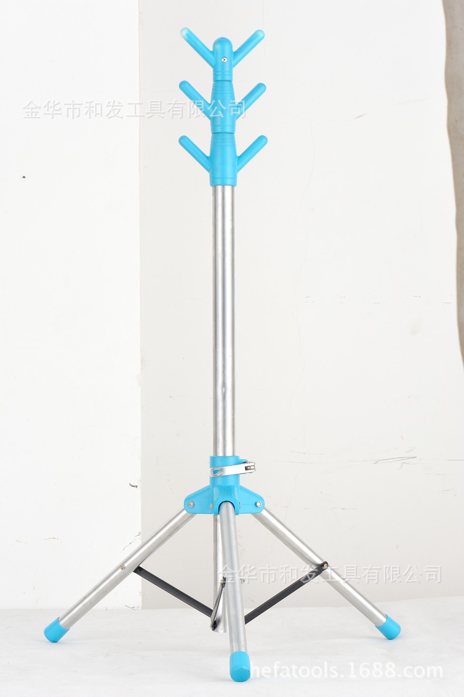 衣帽架，铝合金，可伸缩三脚架稳定方便占地小