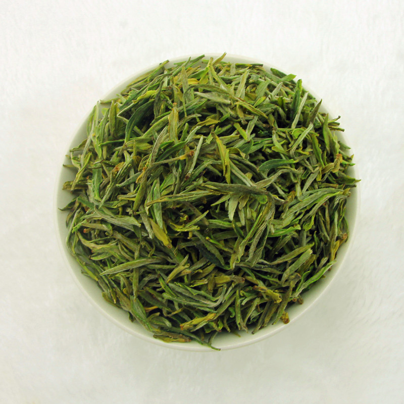 2018年歙县黄山毛峰雀舌绿茶手工下锅茶叶黄芽500g散装批发