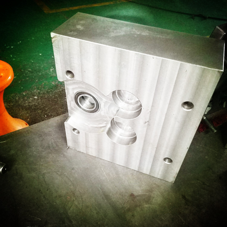 1280D483E86CDFAD9E0B360A61FAD5