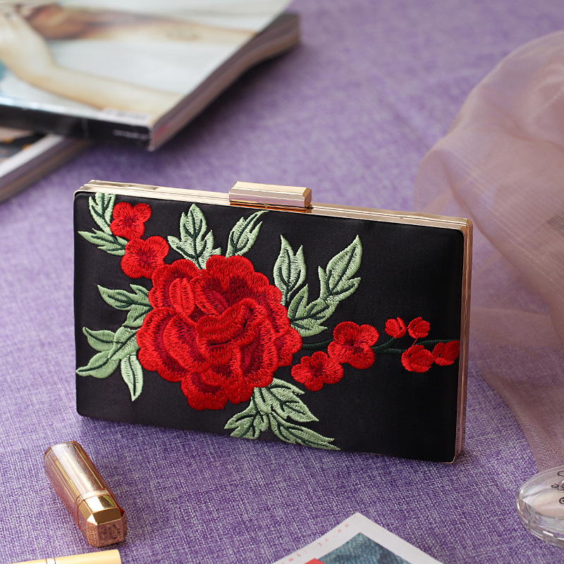 Rose Embroidered Bag Women's Flash Dinner Package Clutch Bag Dress Bag display picture 17