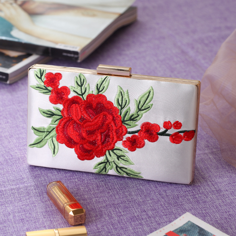 Rose Embroidered Bag Women's Flash Dinner Package Clutch Bag Dress Bag display picture 15