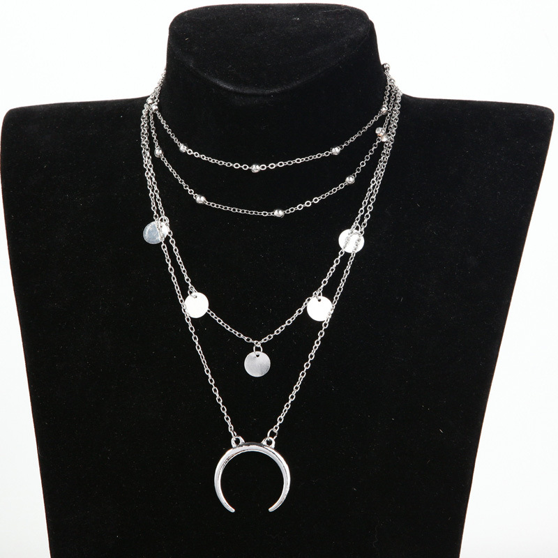Choker Round Pendant Necklace