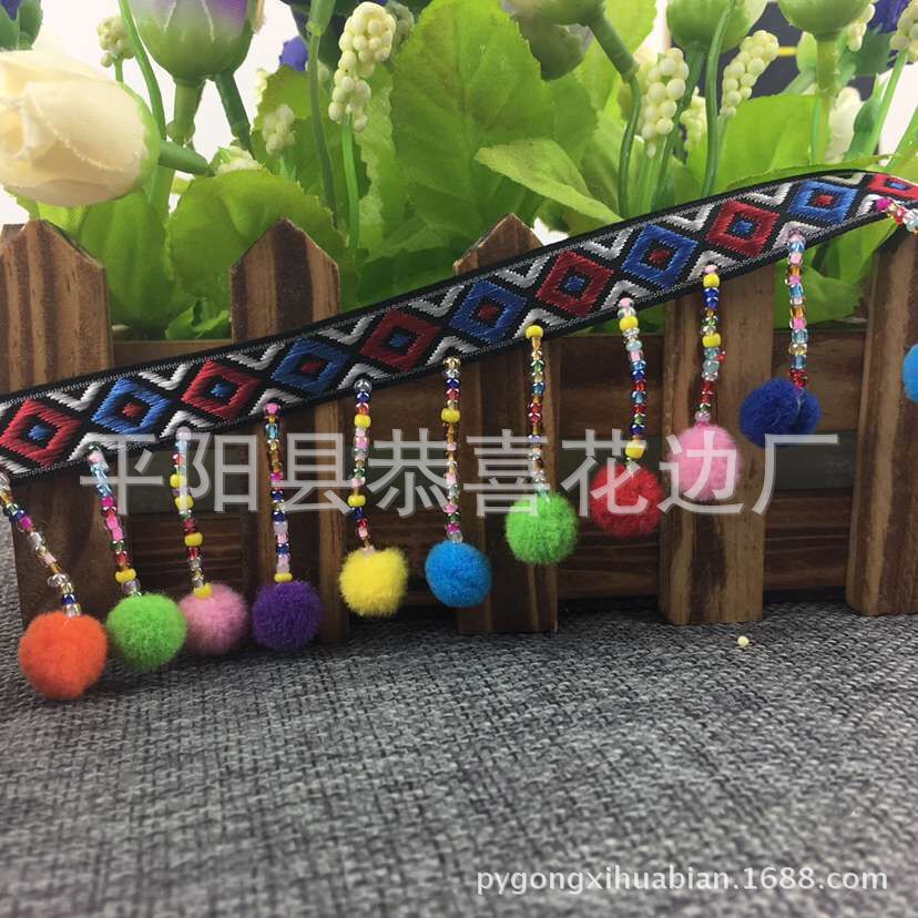 小方块民族带流苏