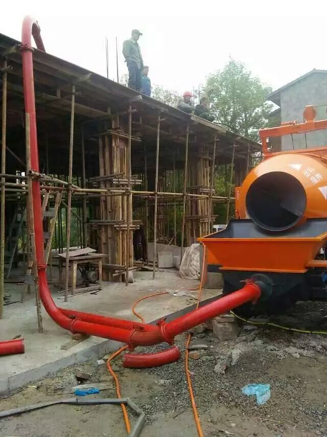 搅拌带泵一体 搅拌泵送一体机 搅拌输送泵 搅拌机输送泵 搅拌地泵