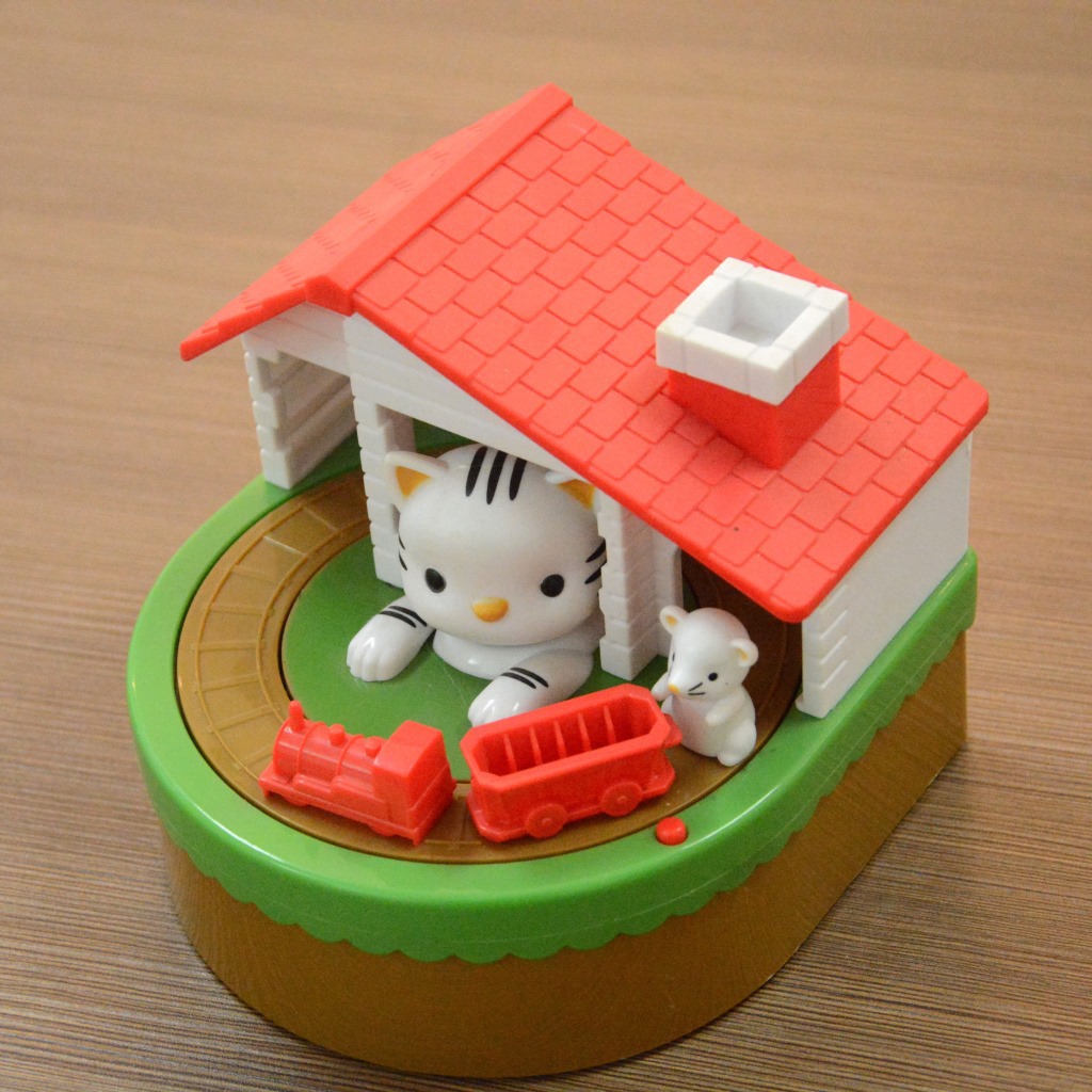 Japanese groceries new cat and mouse piggy bank cartoon children's music stealing money cat coin piggy bank cross-border