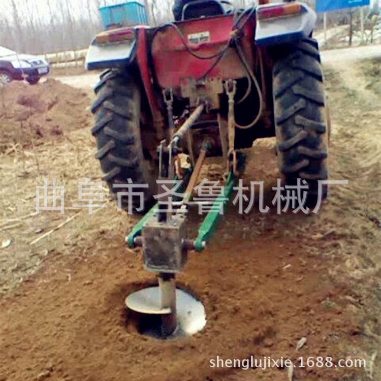 拖拉機挖坑機5