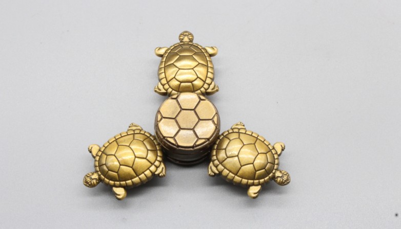 新款三頭烏龜指尖陀螺龍龜聖母鋅合金三葉減壓玩具1014 | 露天市