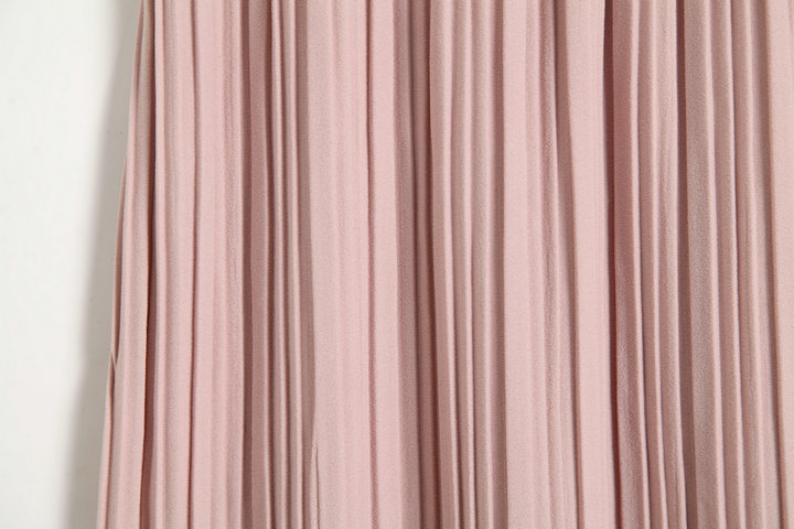 小百褶捻丝麻半身裙