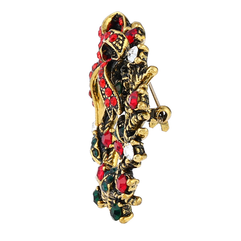 New Christmas Creative Brooch display picture 5