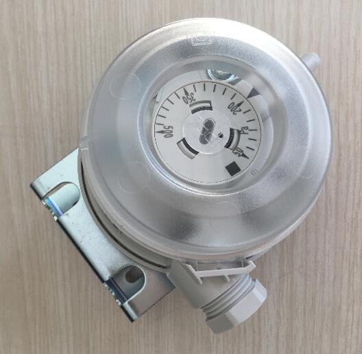 siemens 西门子 QBM81-10  风压差开关