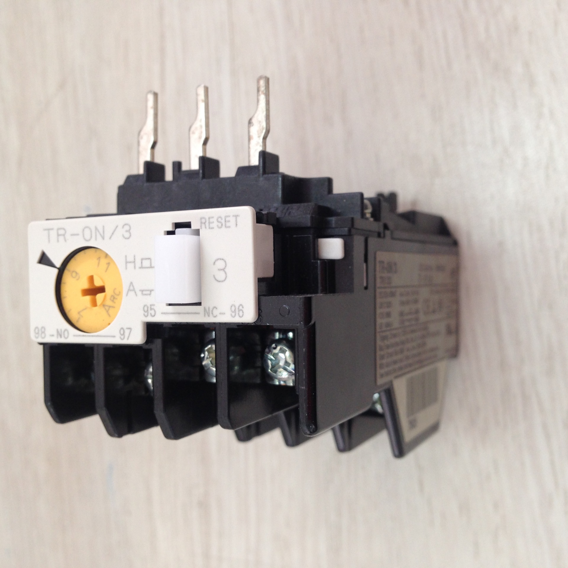 正品富士热继电器TR-N0/3