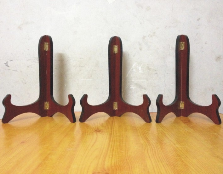 Solid Wood Triangle Bracket Safe Buckle Bracket Tea Cake Bracket Pu'er Tea Rack Phase Frame Carbon Carving Bracket Solid Wood Triangle Bracket Safe Buckle Bracket Tea Cake Bracket Pu'er Tea Rack Phase Frame Carbon Carving Bracket