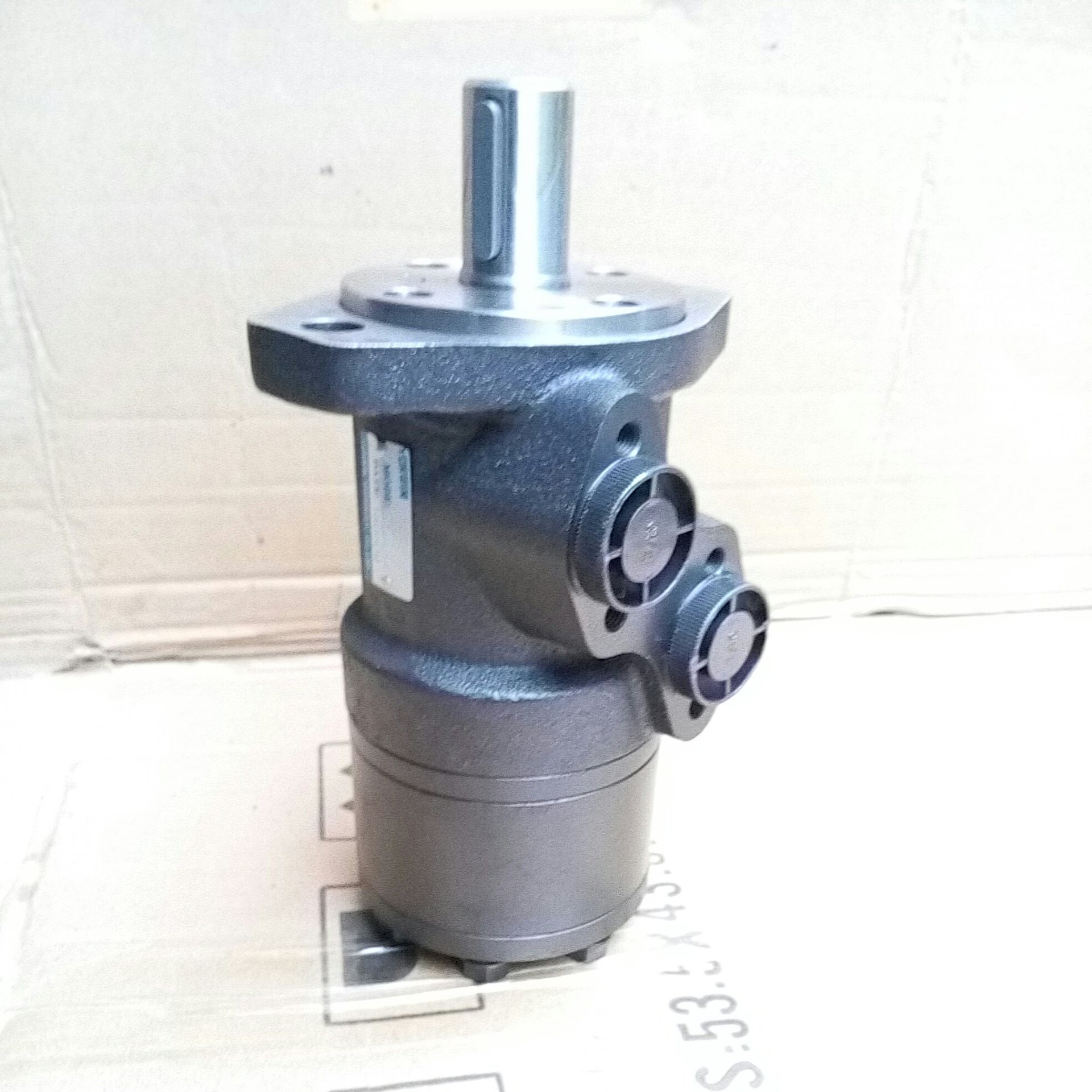 BM1-250���ٰ���Һѹ����   ����ʽҺѹ������������תƽ��