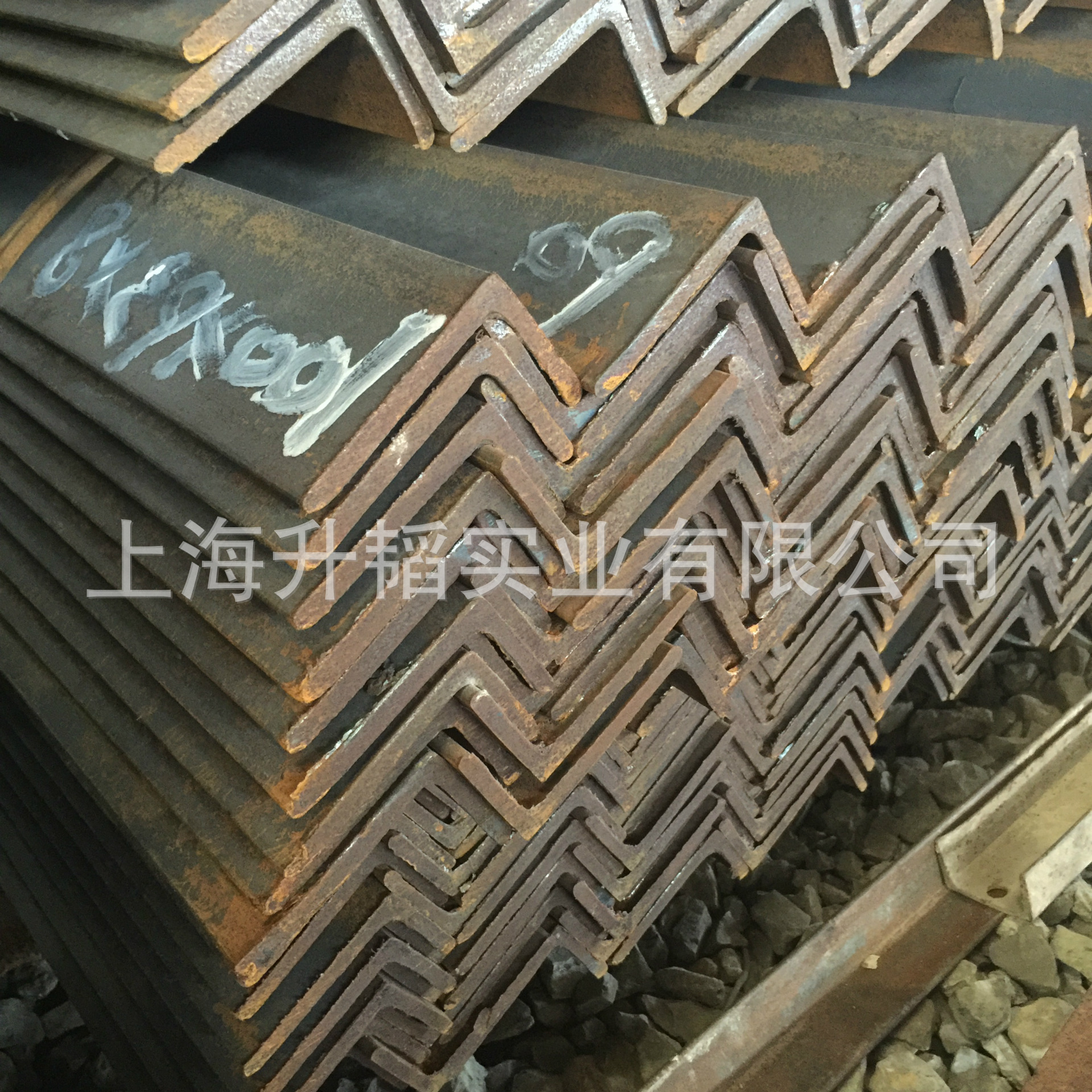 75*50*6*6M角钢现货供应不等边角铁表面平整规格量大从优