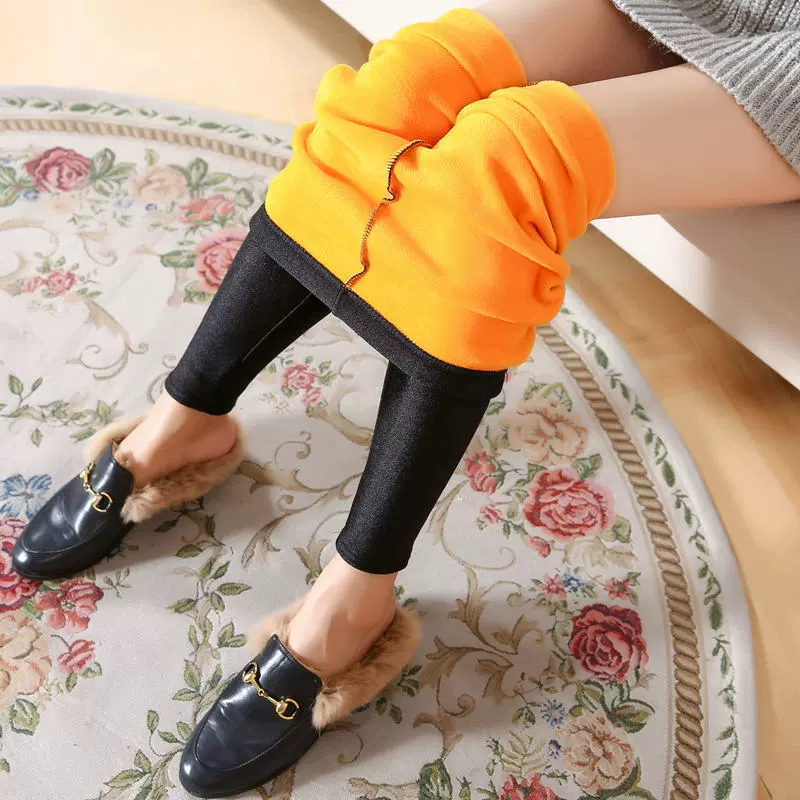 Thin trousers, black leggings