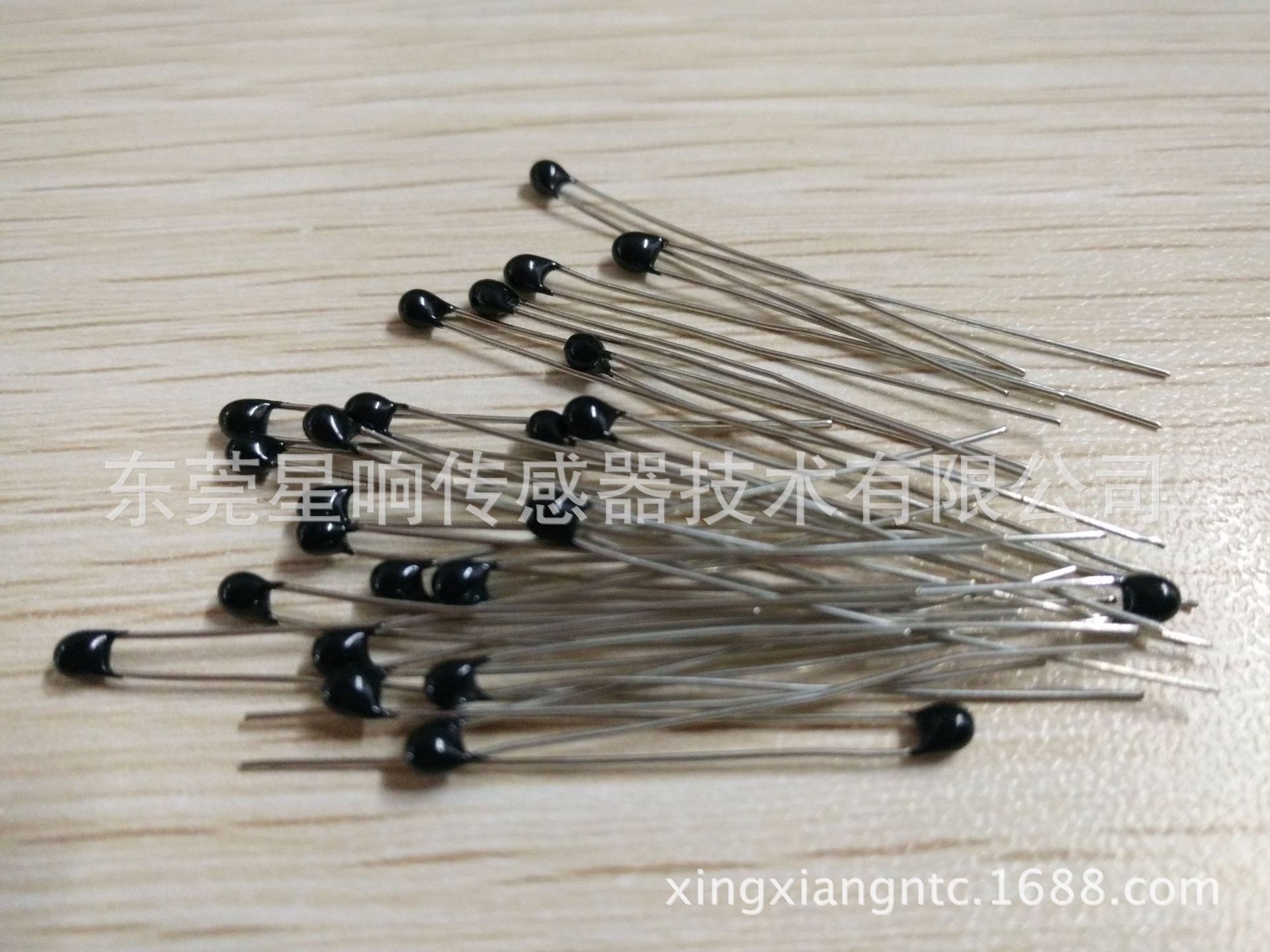 无线充专用 NTC热敏电阻 环氧封装  10K 1%精度 3950