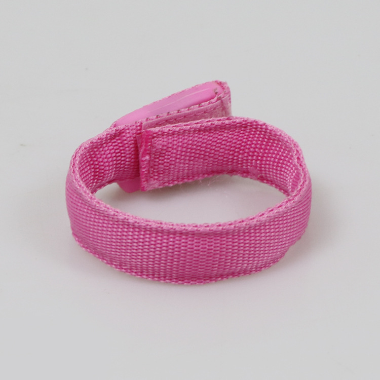 Flashing bracelet