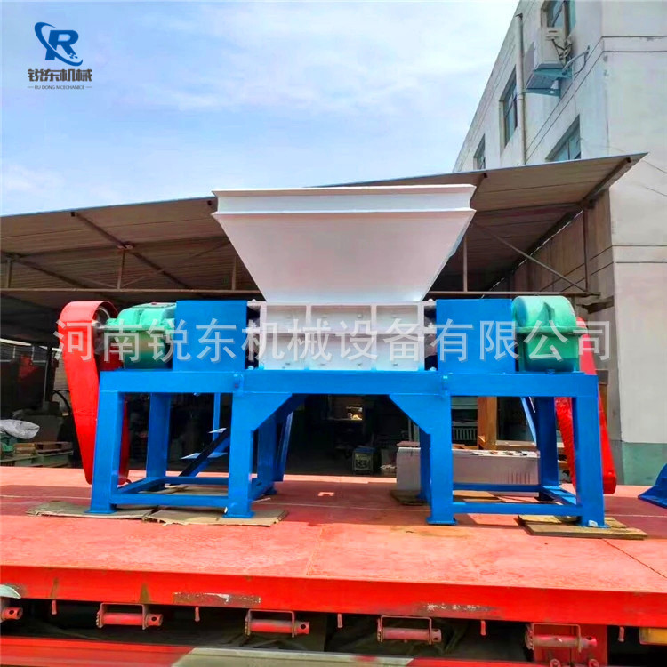 厂家直销废旧钢丝轮胎撕碎机 废钢破碎机 废旧塑料撕碎机 小型