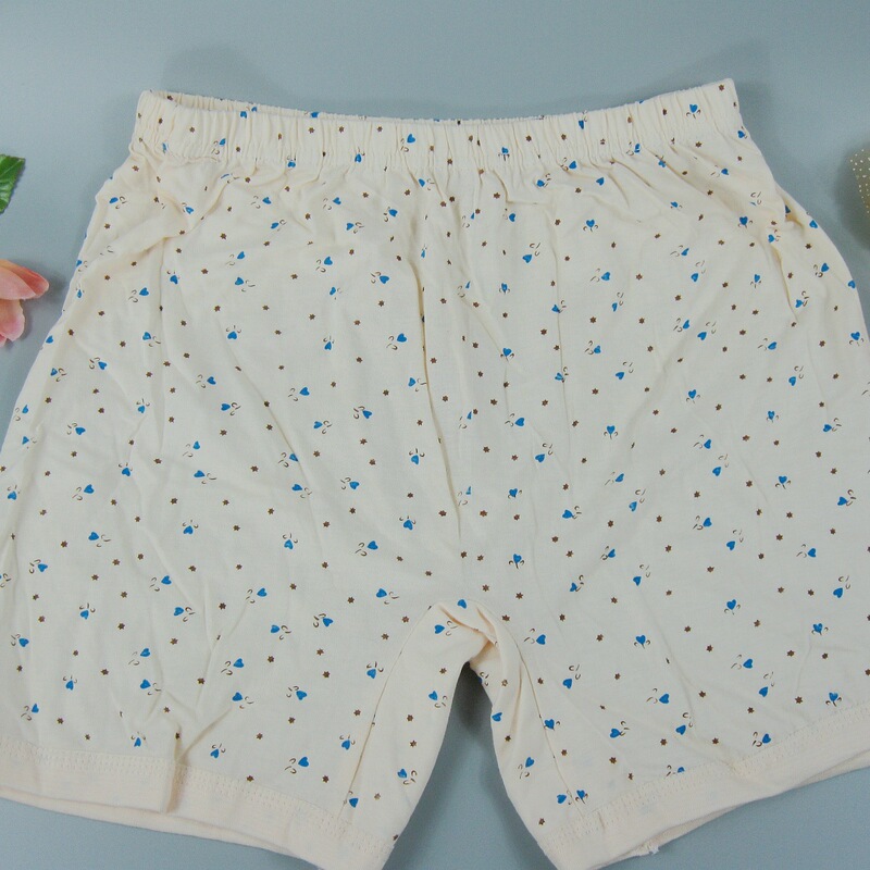 Manufacturers selling middle-aged and elderly underwear cotton boxer loose large size high waist women's enlarged boxer pants