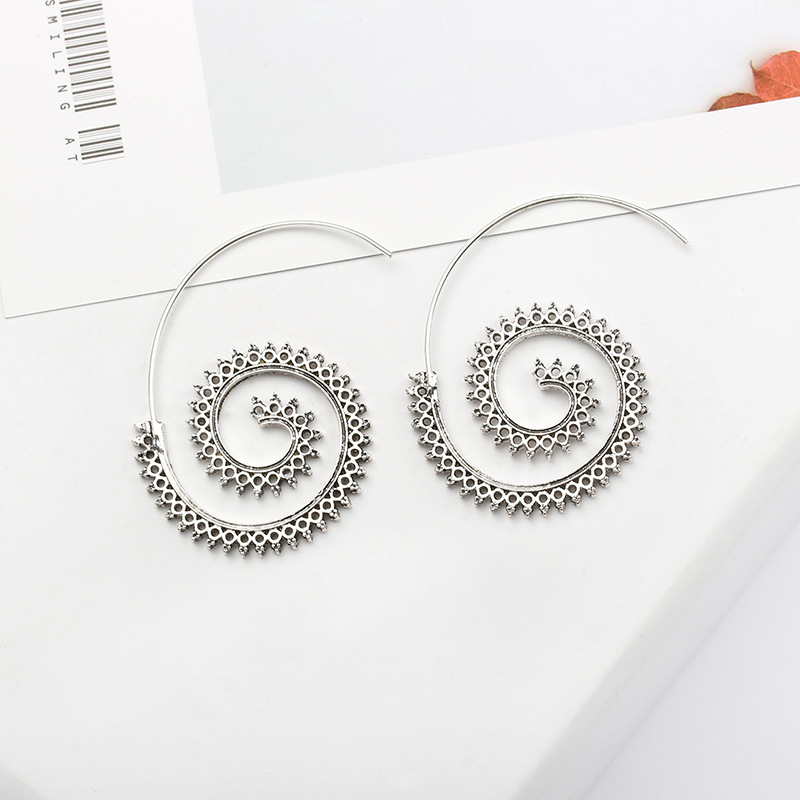 Boucles D&#39;oreilles En Spirale Cercle En Forme D&#39;engrenage En Forme De Tourbillon Exagéré Rétro En Gros display picture 4