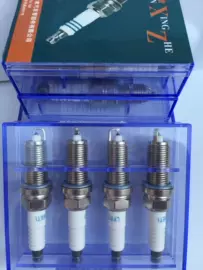 汽车喇叭;大灯、前照灯;火花塞