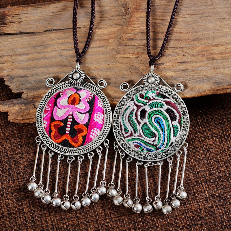 云南民族风老绣项链 复古刺绣项链 棉麻配饰民族饰品批发