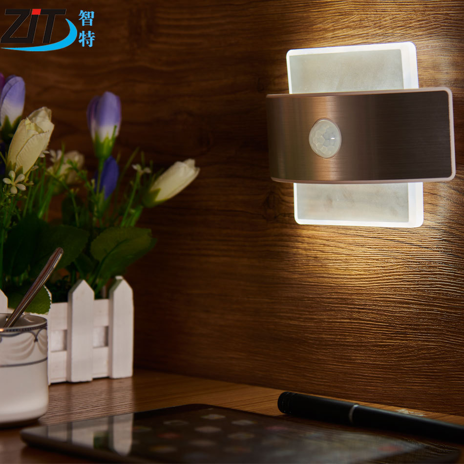 跨境創(chuàng)意 led人體感應(yīng)燈小夜燈臥室可充電床頭感應(yīng)壁燈廠家直銷