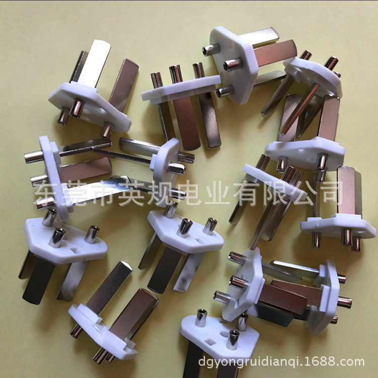 供应国标三插10A 16A一体式国标两插专用内架支架内胆