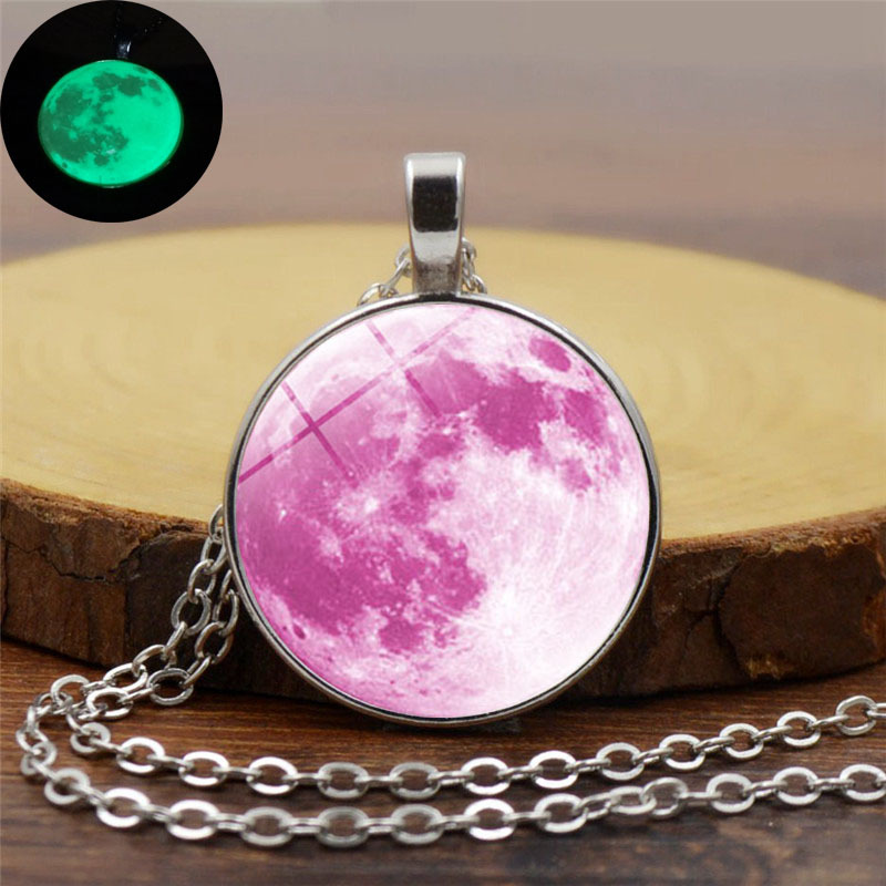 Glow-in-the-Dark Necklace Image 6