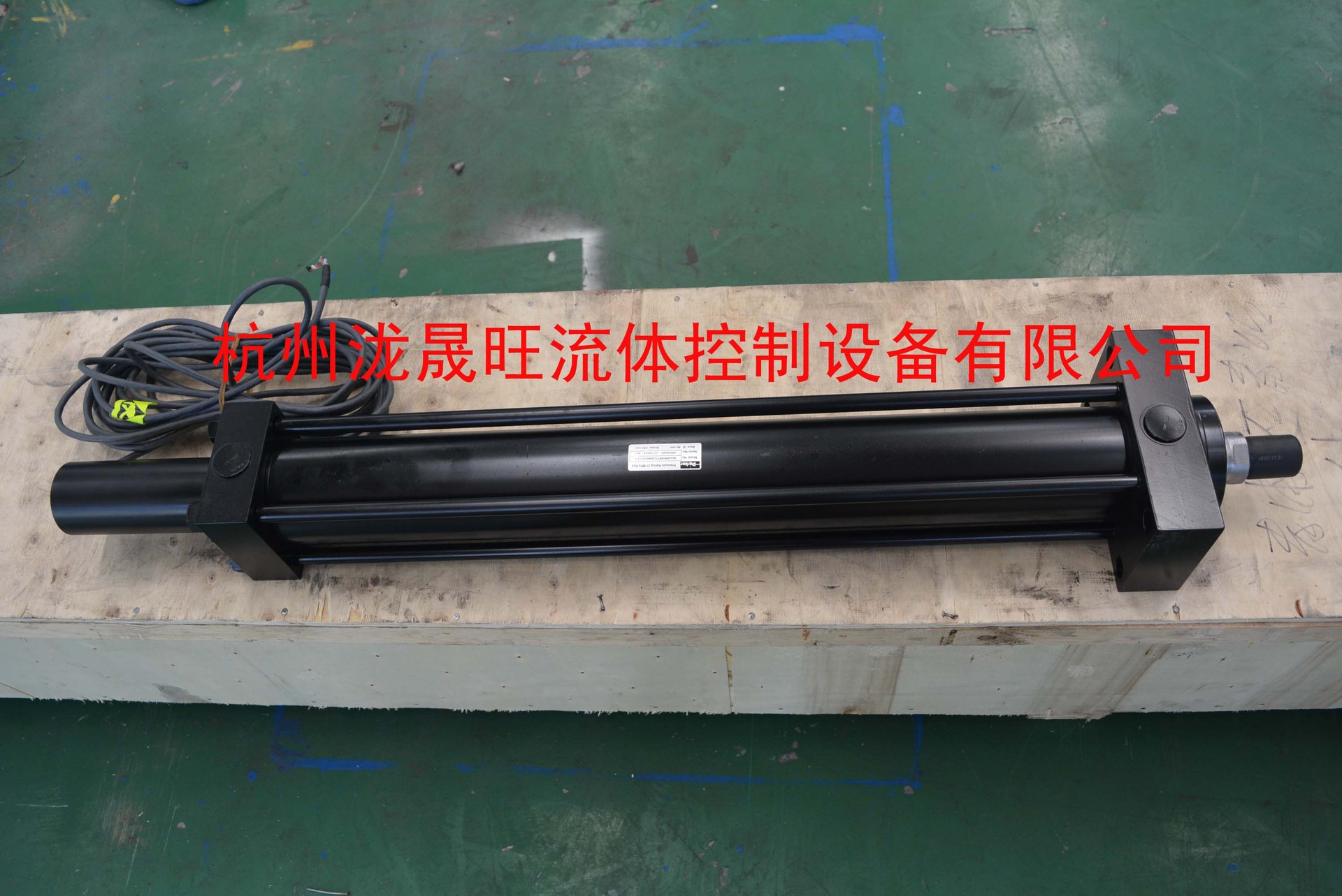 特价供应Parker派克液压油缸80JJHMIRPFS34M650D11-A