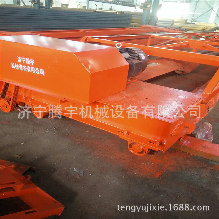 腾宇摊铺机TY6000滚筒摊铺机山东三辊轴摊铺机价格带振捣棒摊铺机