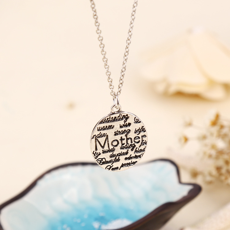 New Fashion Mother Holiday Gift Mother Round Letter Necklace Female Clavicle Chain Wholesale display picture 14