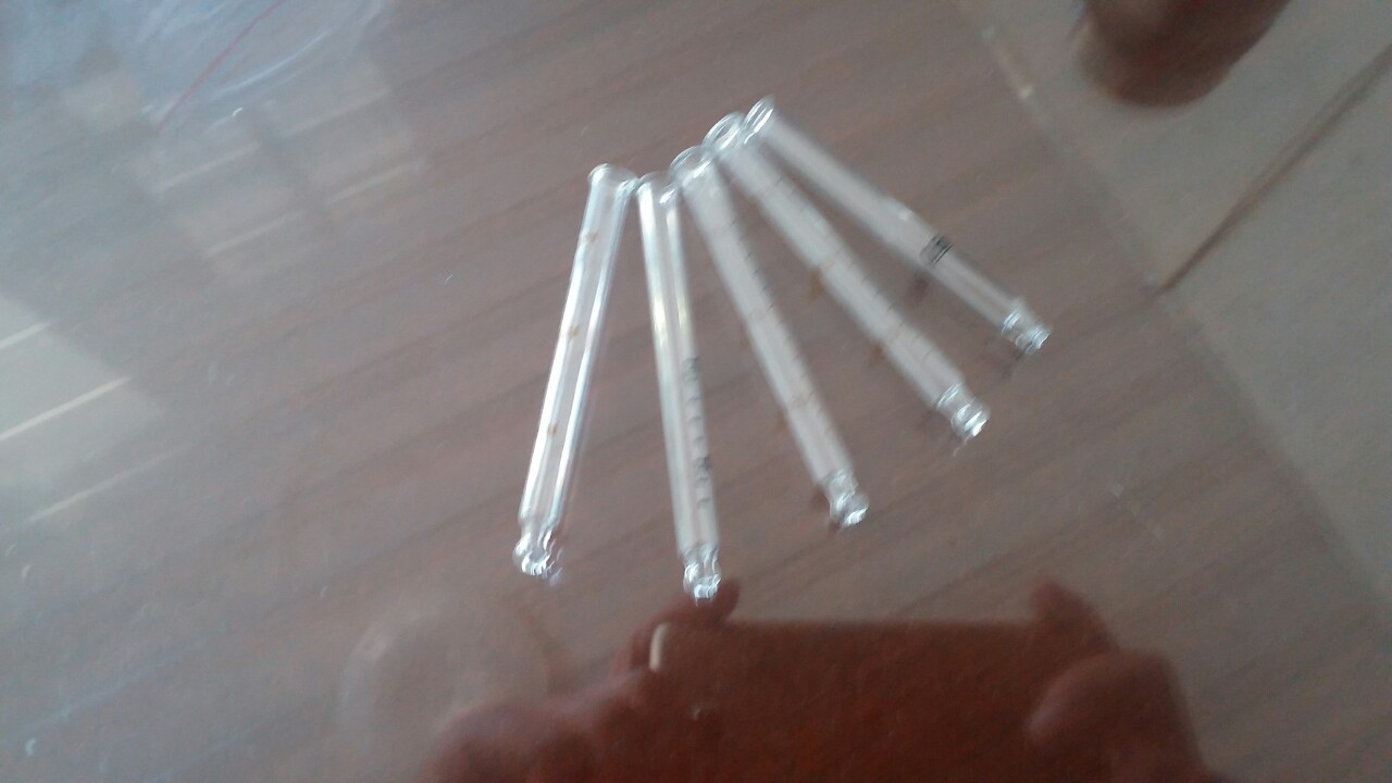 供广州深圳义乌杭州余姚江阴铜山精油瓶精油香水厂公司玻璃试管滴