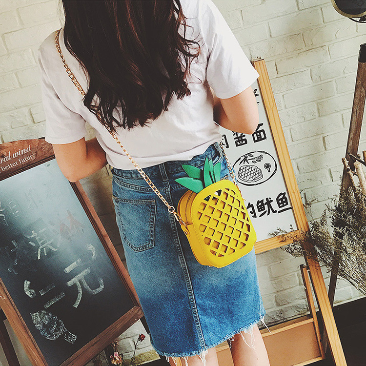 女生时尚包包女2017新款潮斜挎包韩版咖啡杯链条女包个性创意