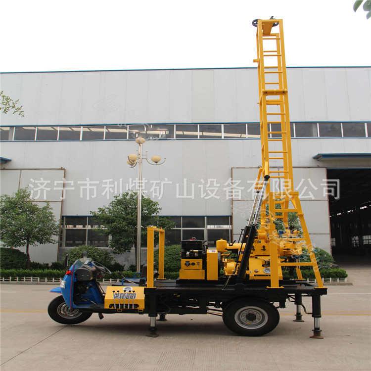 中深孔钻机厂家直营小型水井机 现货XYC-200三轮车载式打井钻机