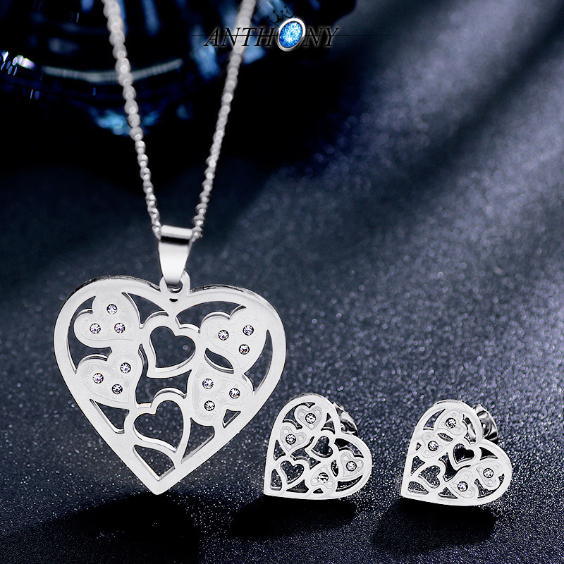 Fashion Titanium Steel Rhinestone Hollow Heart Pendant Necklace Earrings Set display picture 5