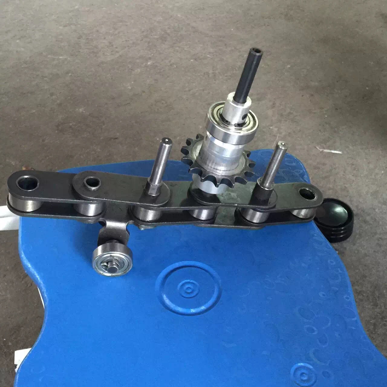 浙江厂家供应带齿治具 涂装设备配件 铝合金治具喷涂治具 可定 制