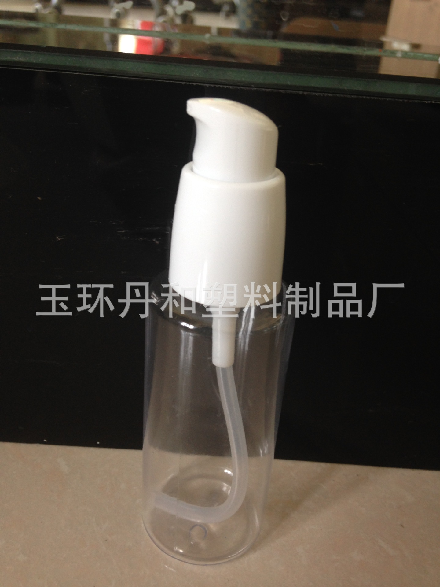 供50ml 平肩pet乳液瓶旅行套装化妆瓶压嘴瓶