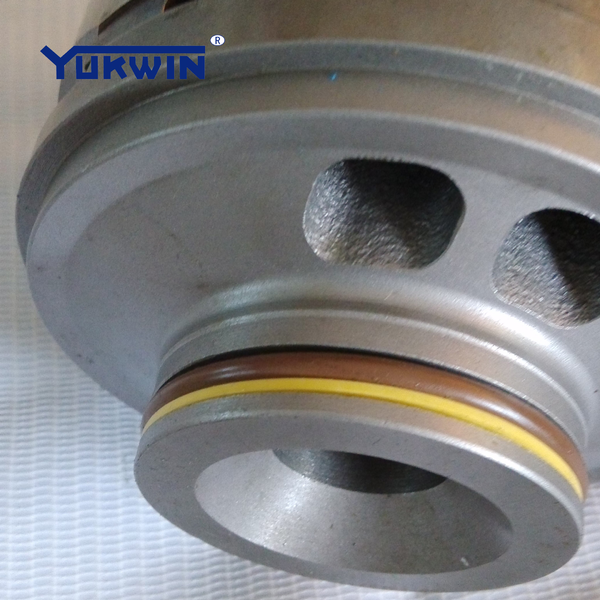 20VQϵ�и�ѹ��о  Բ�ε���������С��о  ��ѹ�ͱ�����õ�