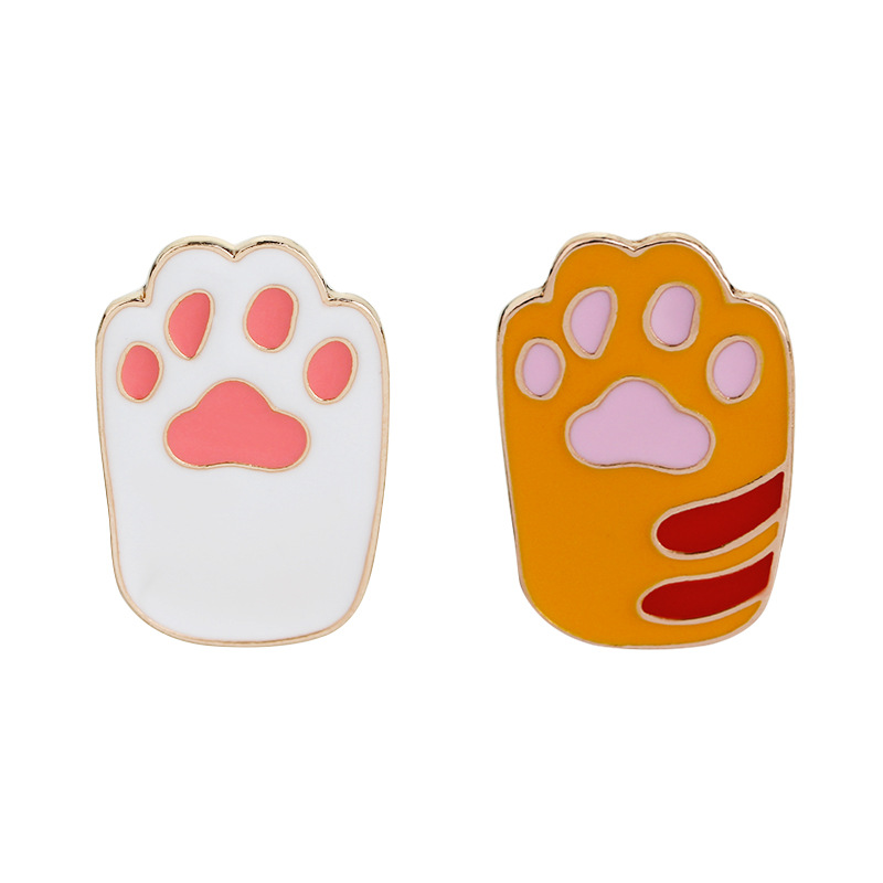 Außenhandel Heiße Brosche Niedliche Haustier Hund Fuß Bedruckte Katzen Krallen Brosche   Hot-selling-accessoires Frauen display picture 3