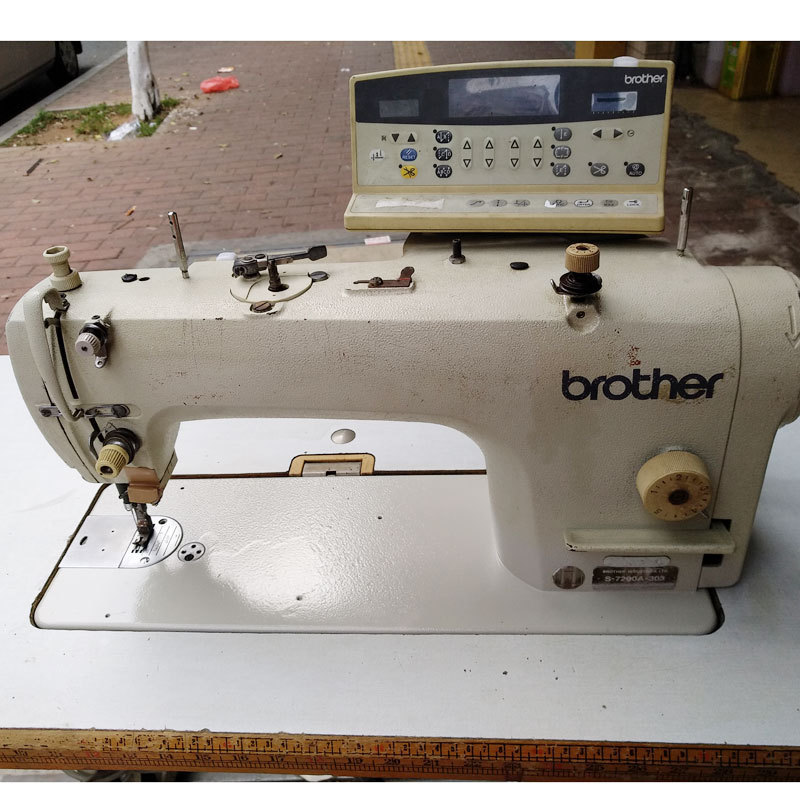 Brother brand computer sewing machine brother used computer flat car Industrial Computer car computer flat sewing machine clothing equipment Brother brand computer sewing machine brother used computer flat car Industrial Computer car computer flat sewing machine clothing equipment