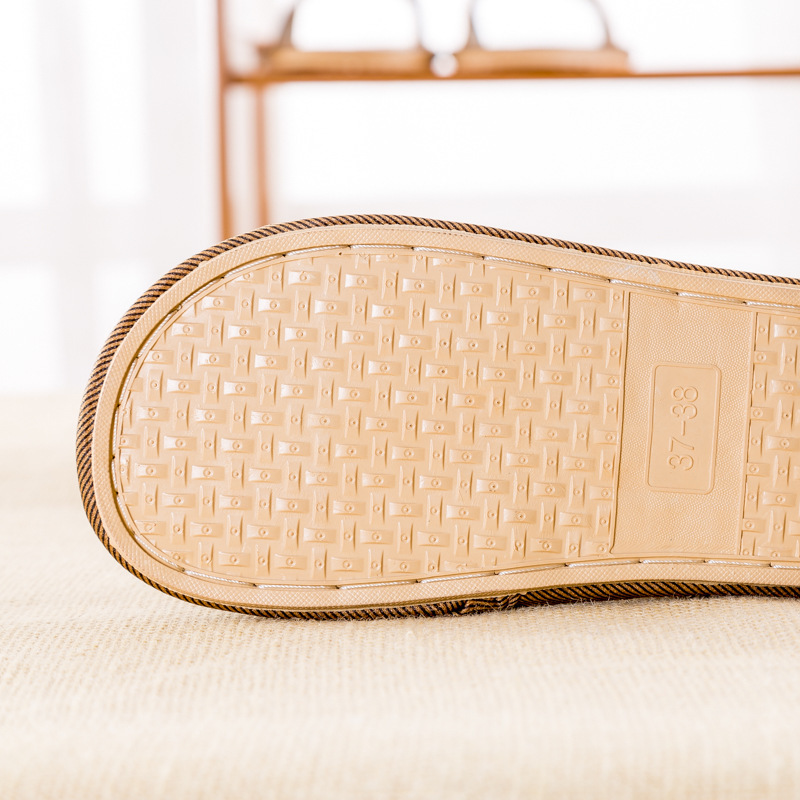 2840928865_1143677233