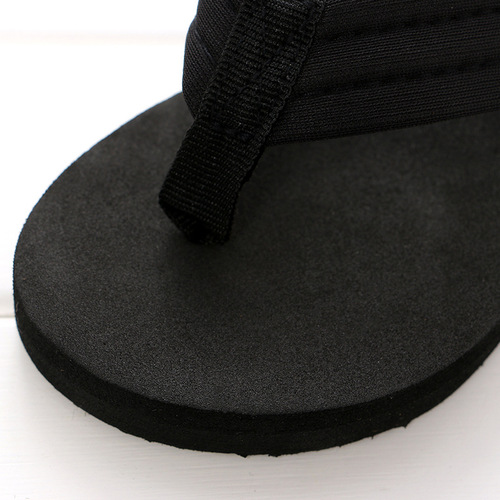 2018 New thick-soled flip-flops beach shoes Korean style fashionable summer non-slip cloth strap women's sandals and slippers wholesale