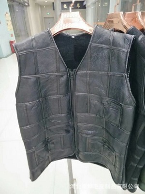 供应皮毛一体中老年羊毛一体马甲冬季羊剪绒背心坎肩源头厂家|ms