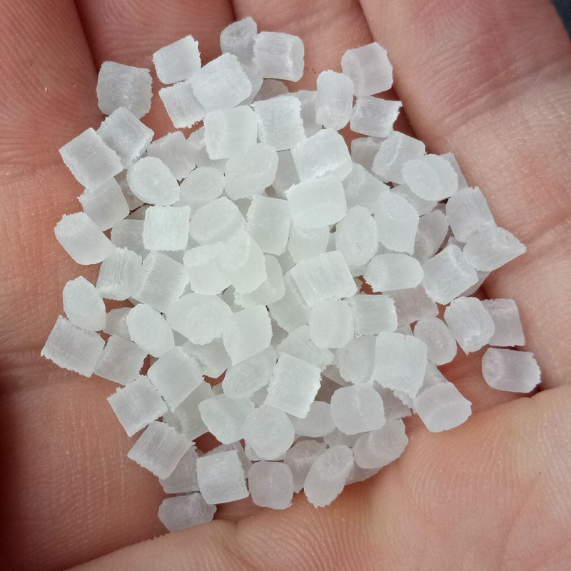 玻纤增强30%PP原料 注塑级 低翘曲 不孚纤 半透明加纤PP颗粒