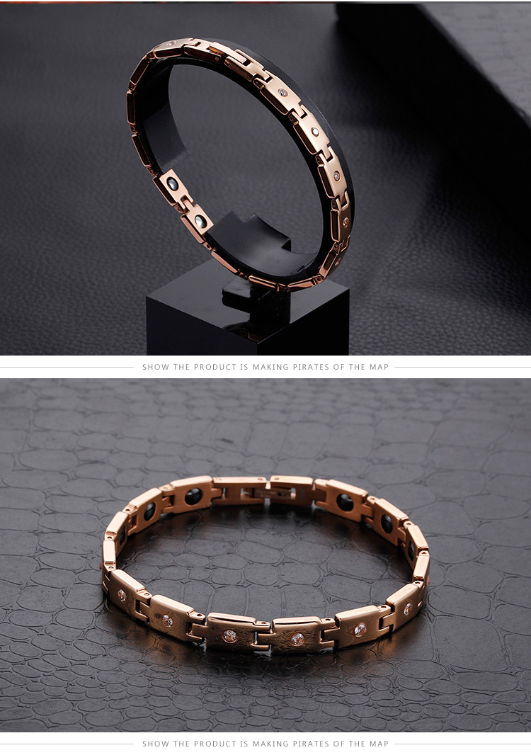 Fashion Geometric Titanium Steel 18K Gold Plated No Inlaid Bracelets In Bulk display picture 2