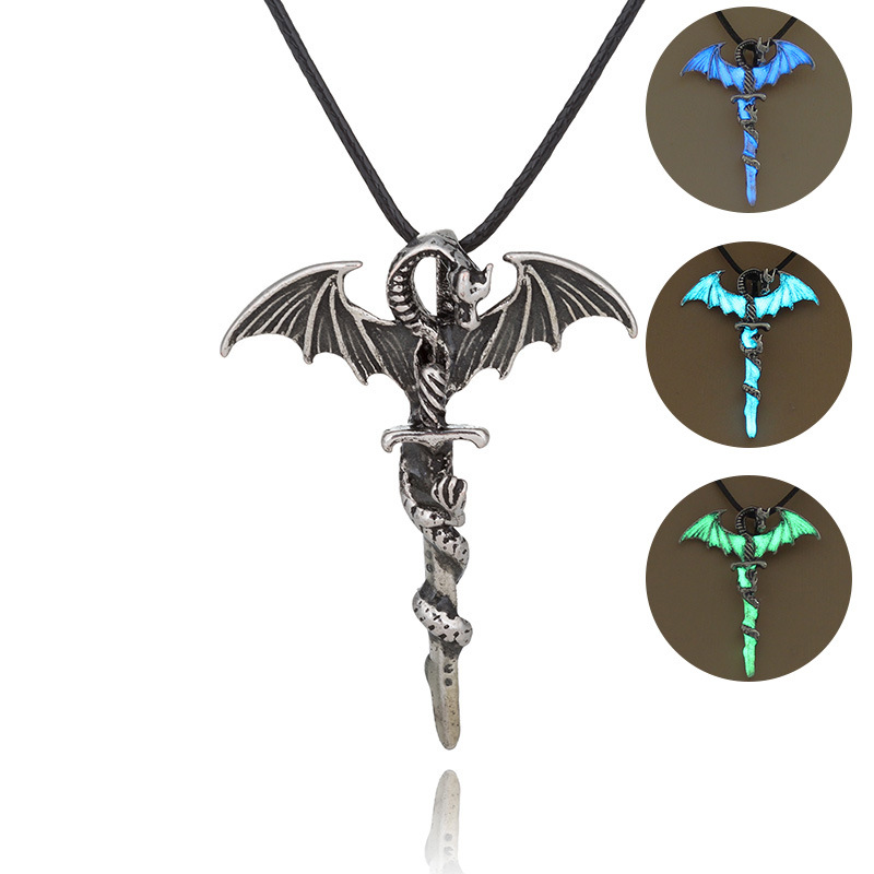 Halloween Pterodáctilo Espada Collar De Cordón De Cuero Luminoso Joyería Al Por Mayor Nihaojewelry display picture 5