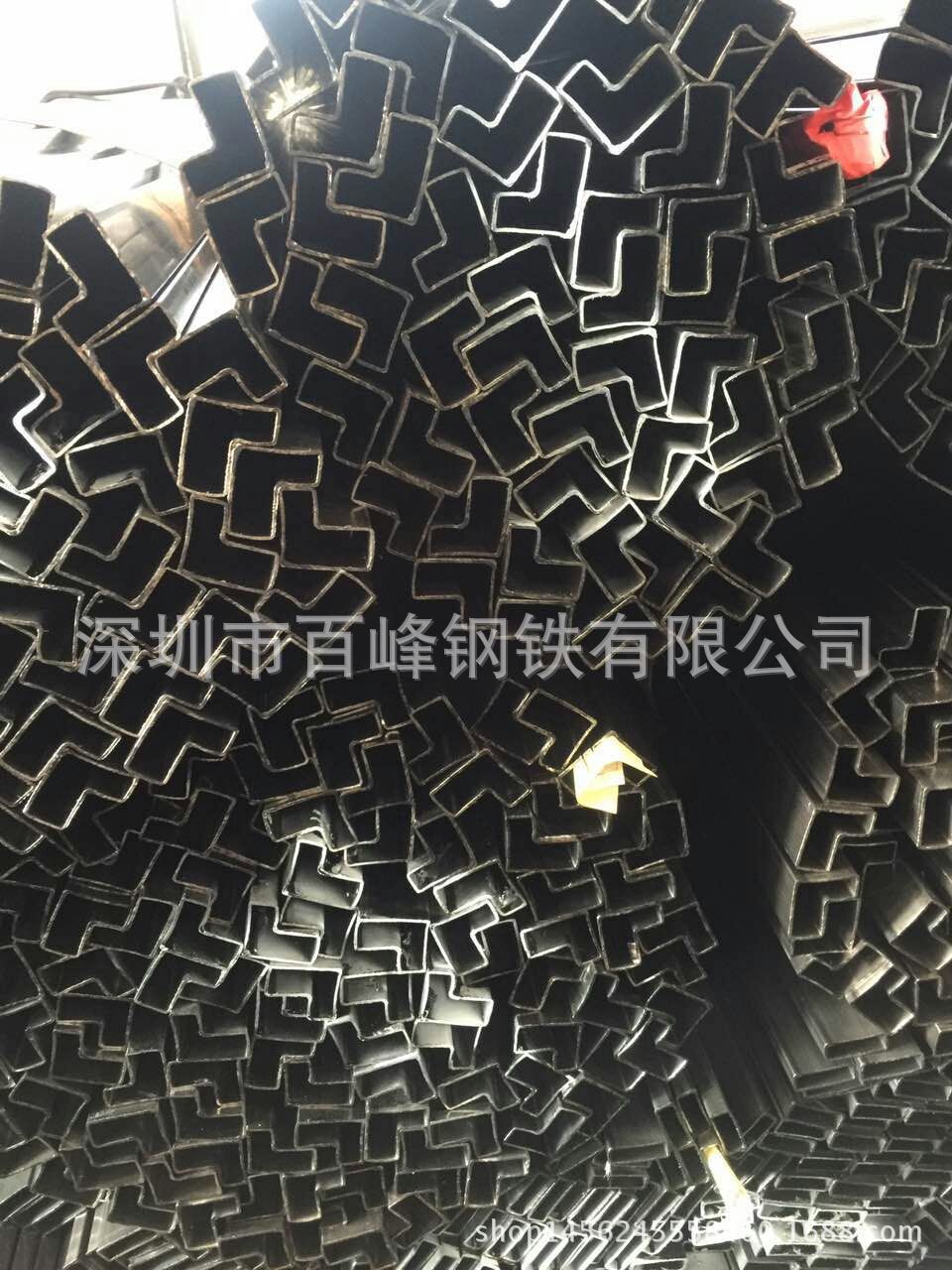 批发铁管椭圆管异型管黑料铁管弯管白料电镀管圆管焊管家具管方管